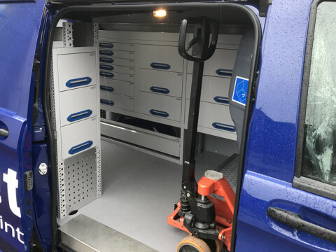 Zevim vehicle racking system Mercedes Vito L2H1.